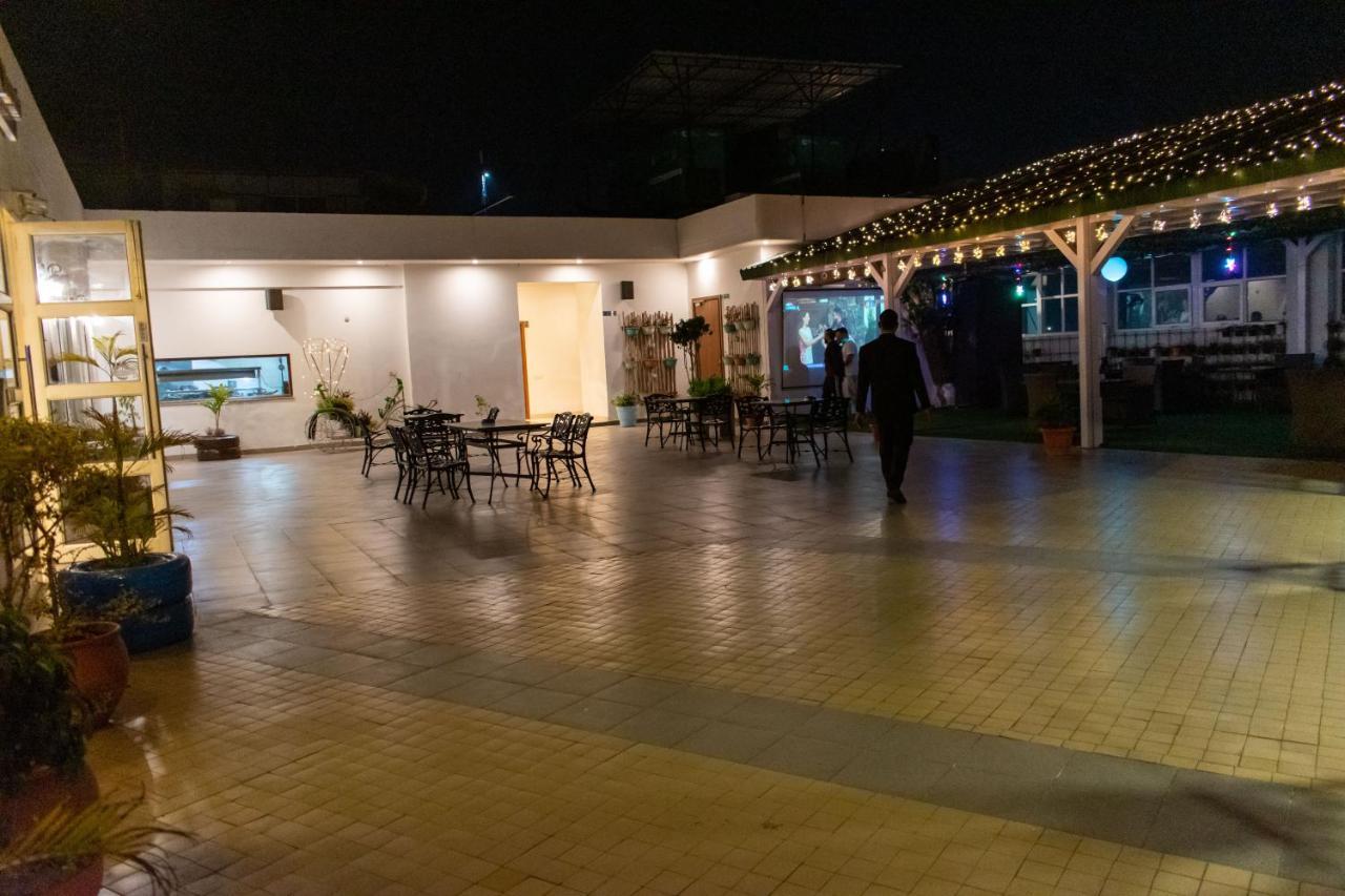 Grand Hotel Nawanshahr Nawāshahr 외부 사진