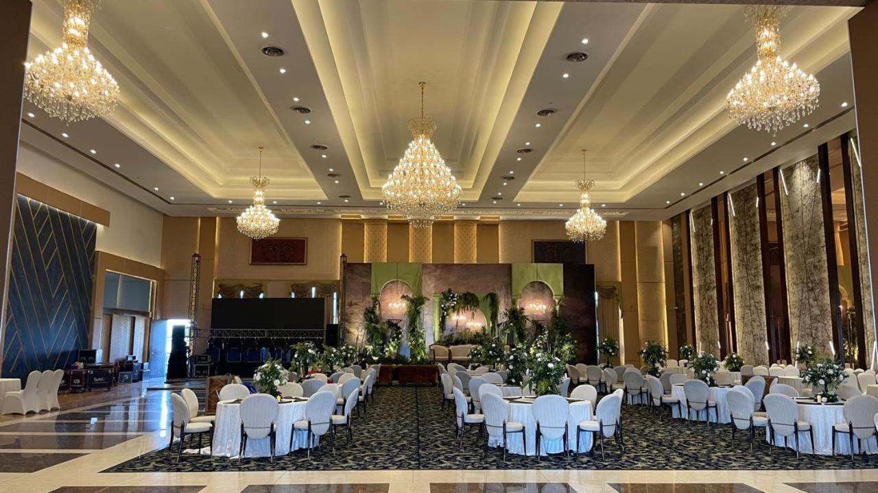 Grand Hotel Nawanshahr Nawāshahr 외부 사진