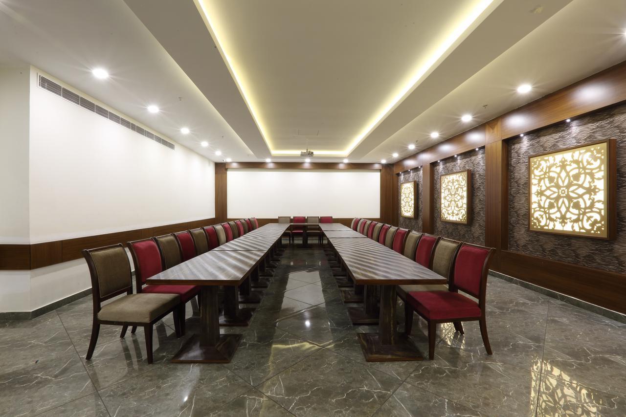Grand Hotel Nawanshahr Nawāshahr 외부 사진