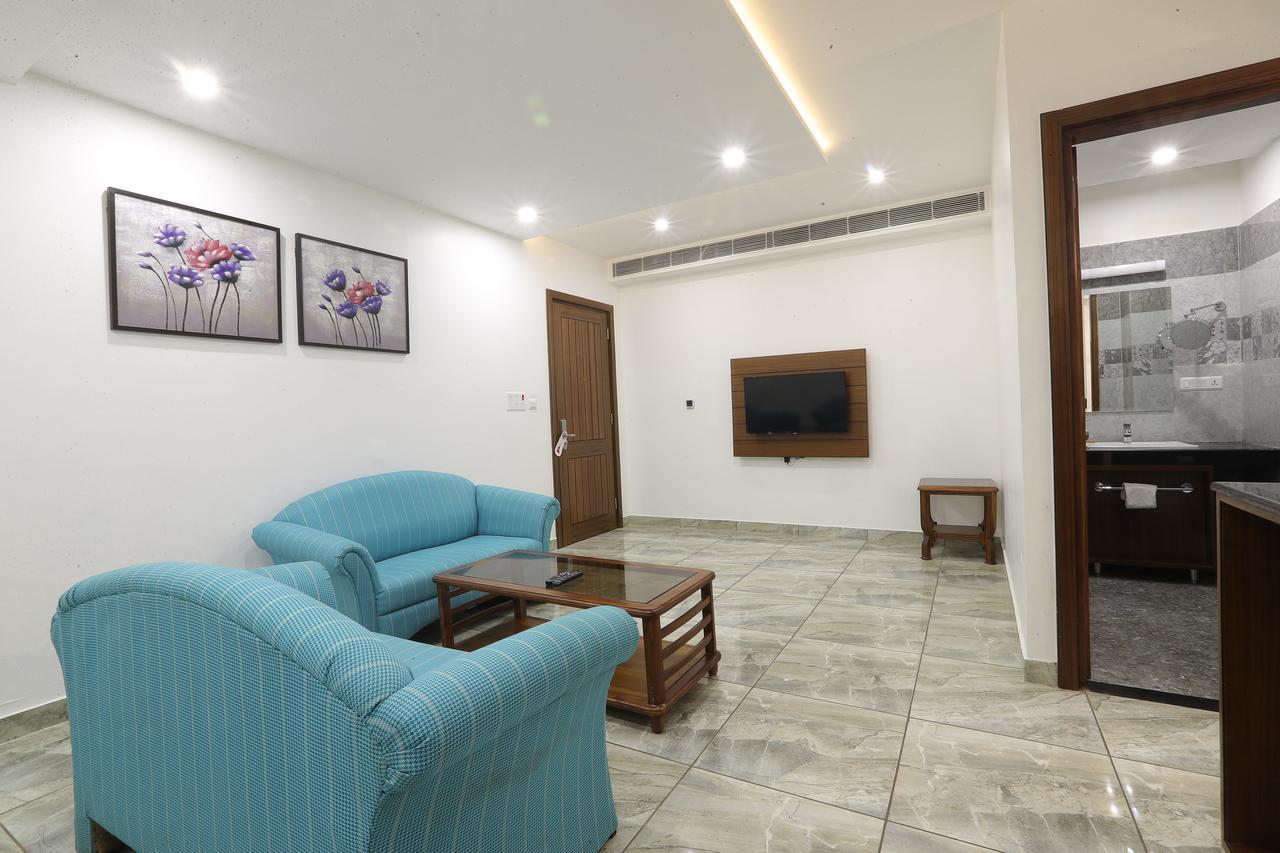 Grand Hotel Nawanshahr Nawāshahr 외부 사진