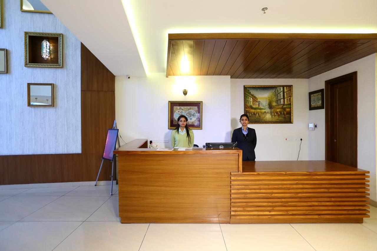 Grand Hotel Nawanshahr Nawāshahr 외부 사진