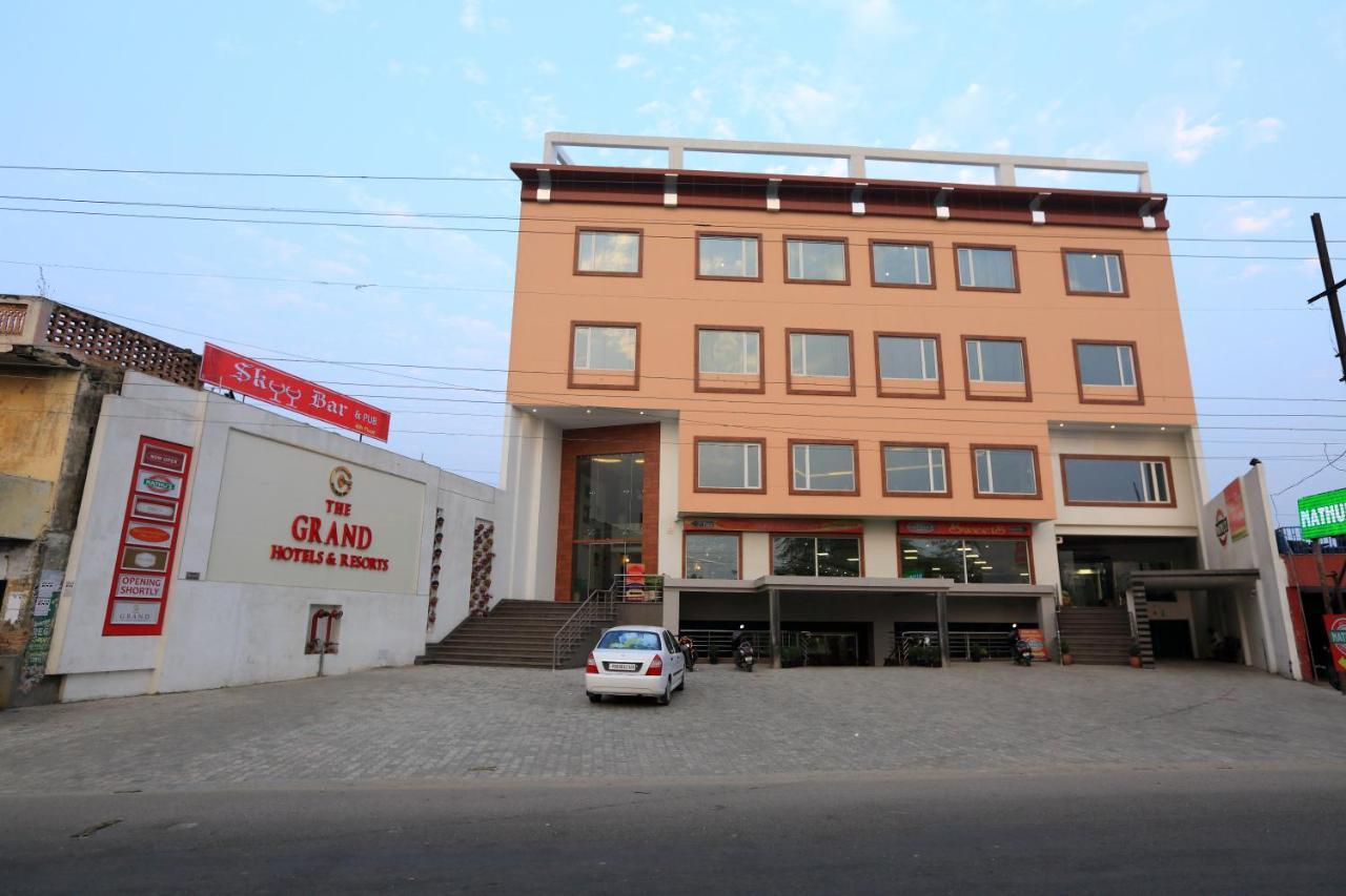 Grand Hotel Nawanshahr Nawāshahr 외부 사진
