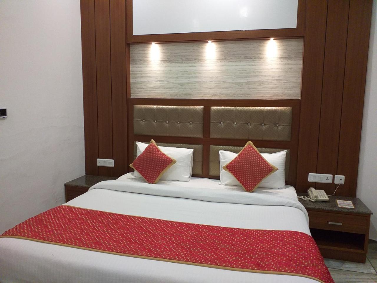 Grand Hotel Nawanshahr Nawāshahr 외부 사진